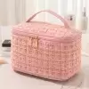 Розовый