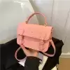 Розовый
