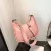 Розовый