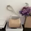 Светло-коричневый