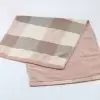 Розовый