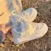 Бежевый