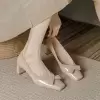 Розовый