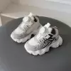 Бежевый