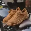 Желтый