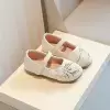 Бежевый