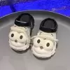 Черно-белый