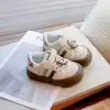 Светло-коричневый