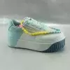 Зеленый