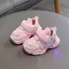 Розовый