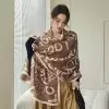 Темно-коричневый