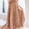 Розовый
