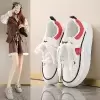 Бежевый