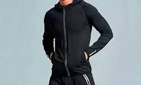 Костюмы от WLZD и MIX: деловые и спортивные