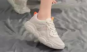 Специальное предложение: весенняя коллекция недорогих кроссовок!